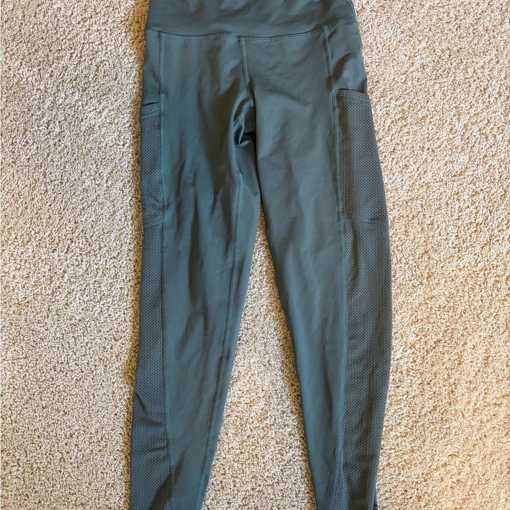 High-Waist Active Leggings in Olive Green